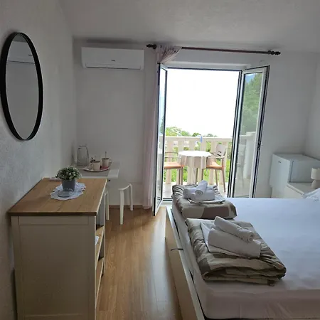 Ivanka Apartamento *