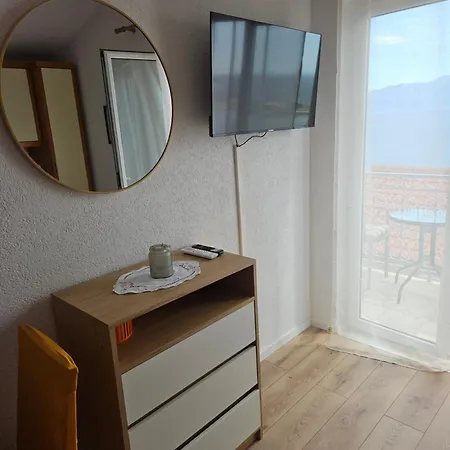 Ivanka Apartamento *